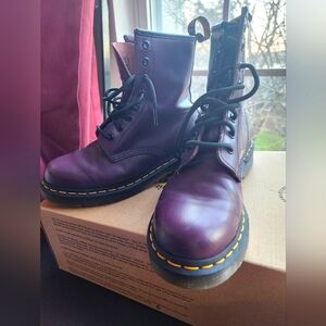 listing-status-banner